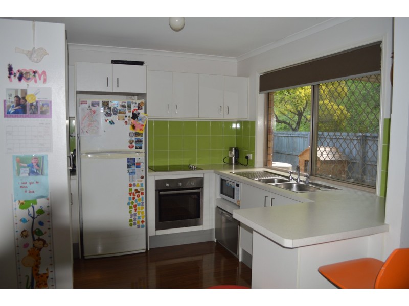 19/1 Golden Palms Court, Ashmore QLD 4214