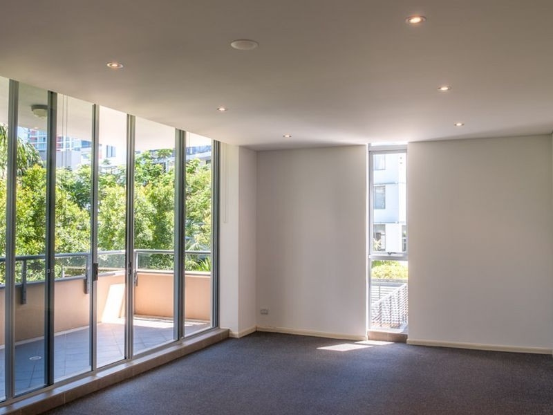 318/1-3 Aqua Street, Southport QLD 4215