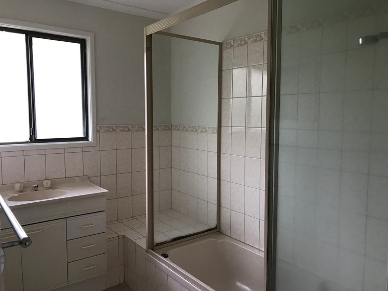 124 Benowa Road, Southport QLD 4215