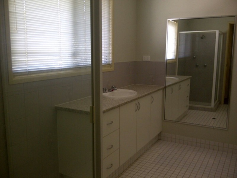 1/24 Martin Street, Nerang QLD 4211