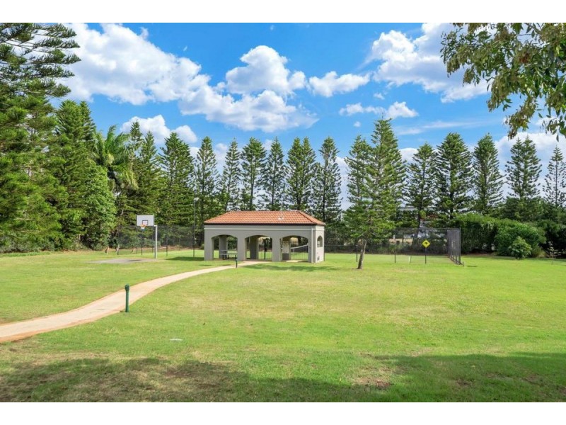 83/19 Santa Barbara Road, Hope Island QLD 4212