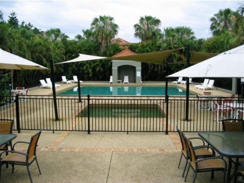 83/19 Santa Barbara Road, Hope Island QLD 4212