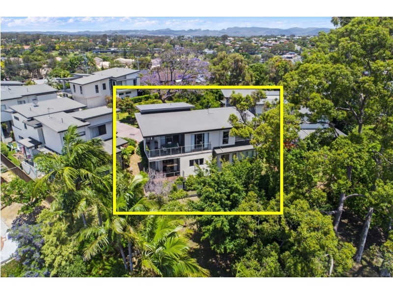 3/133 Benowa Road, Southport QLD 4215