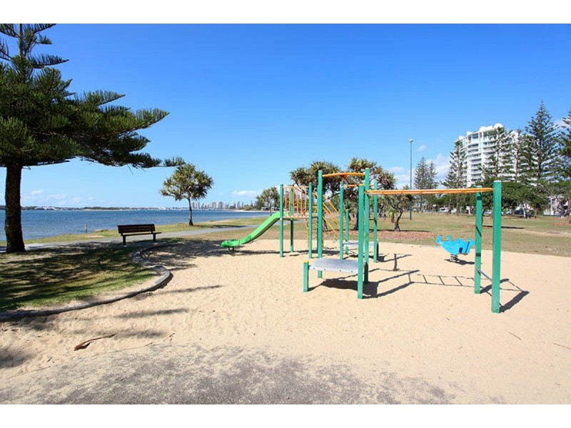 5/17 Huth Street, Labrador QLD 4215