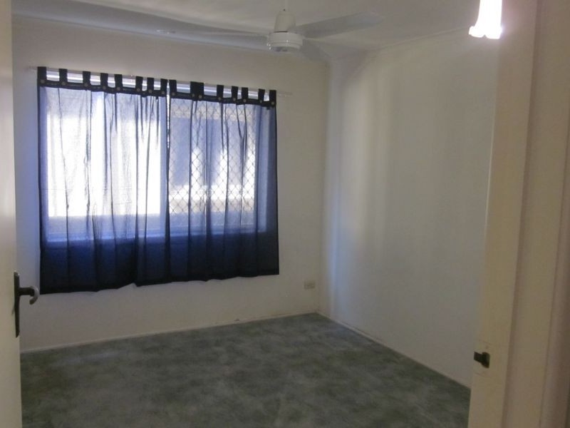 2/7 Little Norman Street, Southport QLD 4215