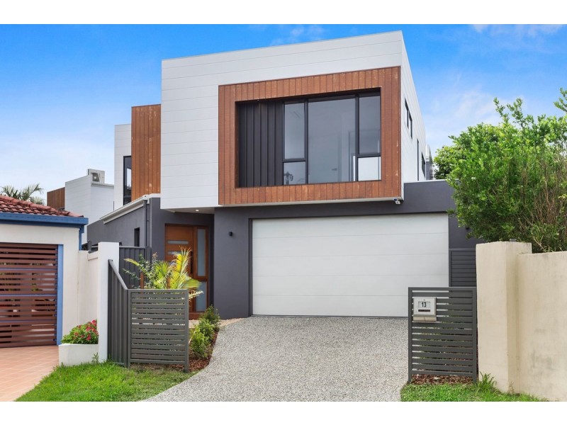 2/13 Fairway Avenue, Southport QLD 4215