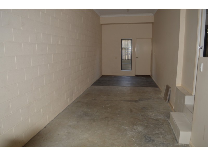 2/28 Blake Street, Southport QLD 4215