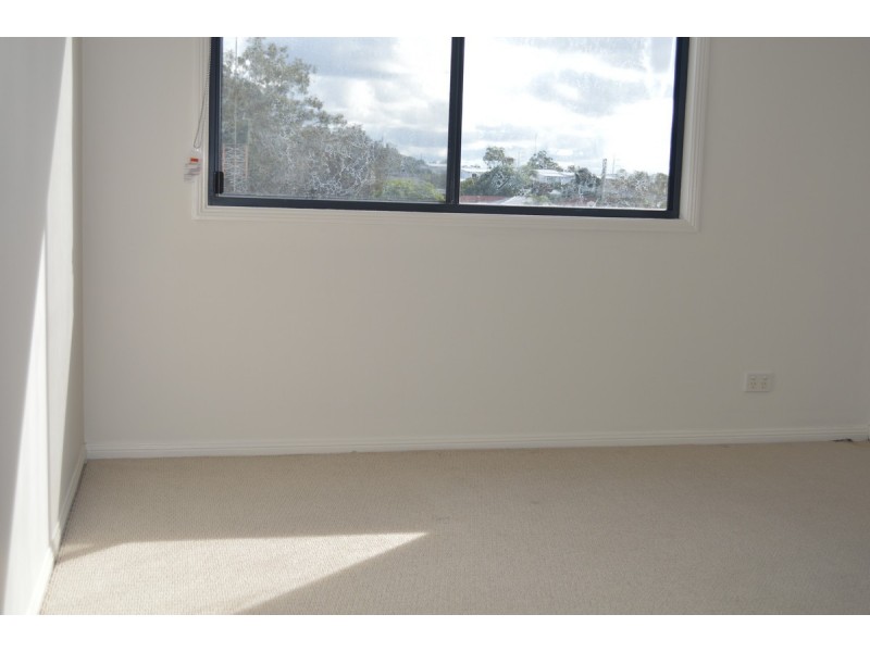 2/28 Blake Street, Southport QLD 4215