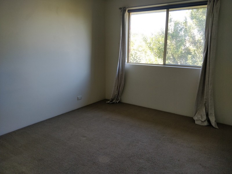 11/35-37 Huth Street, Labrador QLD 4215