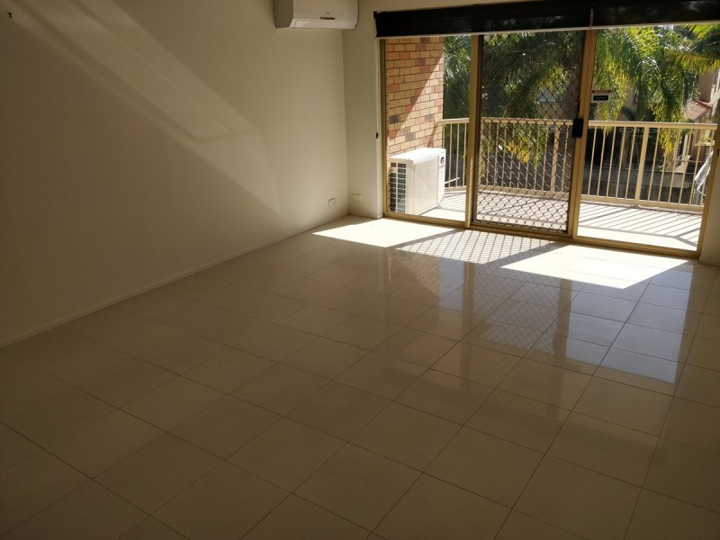 11/35-37 Huth Street, Labrador QLD 4215