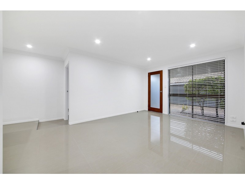 1/7 Jessica Court, Arundel QLD 4214