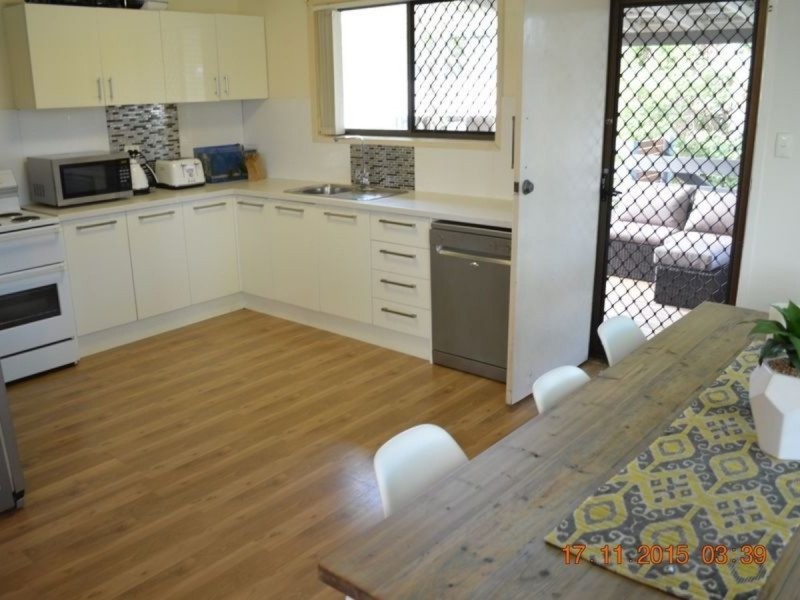 1/6 Melrose Place, Southport QLD 4215