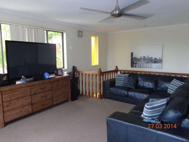 1/6 Melrose Place, Southport QLD 4215