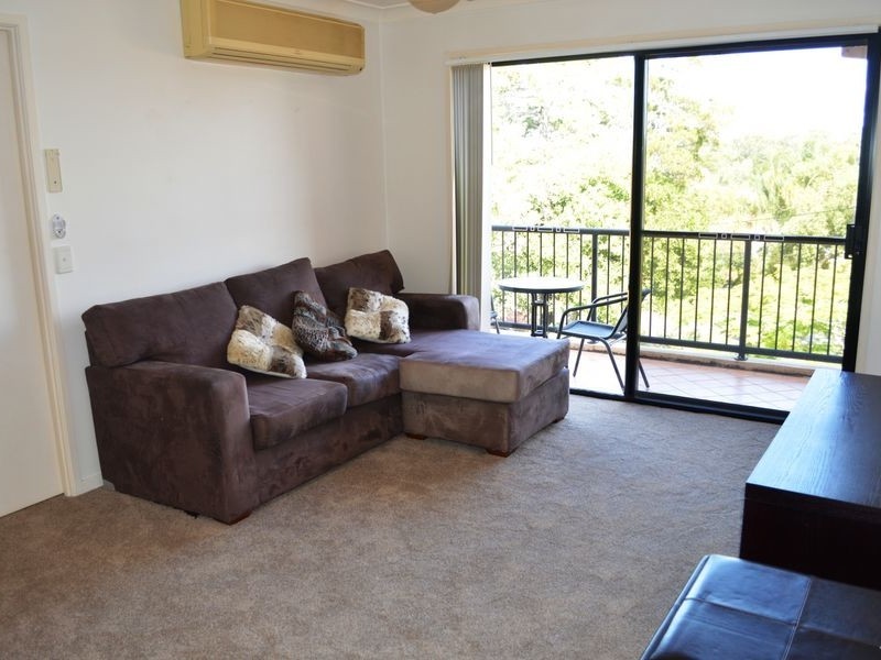 12/27 Chester Terrace, Southport QLD 4215