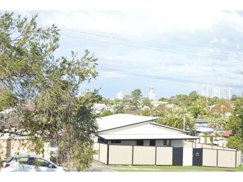 6 Wilson Street, Labrador QLD 4215