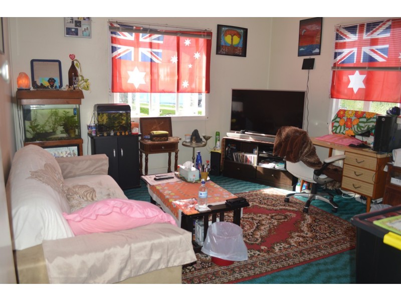 6 Wilson Street, Labrador QLD 4215