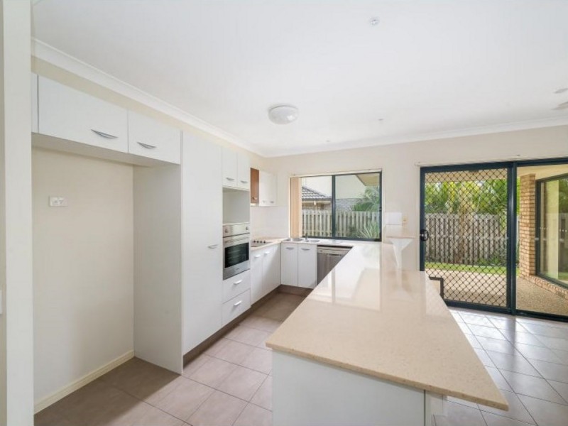 14 Shawnee Crescent, Pimpama QLD 4209