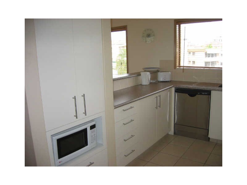 9/50 Peninsular Drive, Surfers Paradise QLD 4217