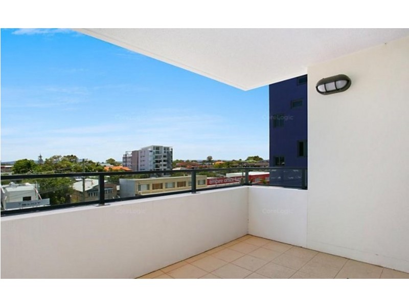 18/171 Scarborough Street, Southport QLD 4215