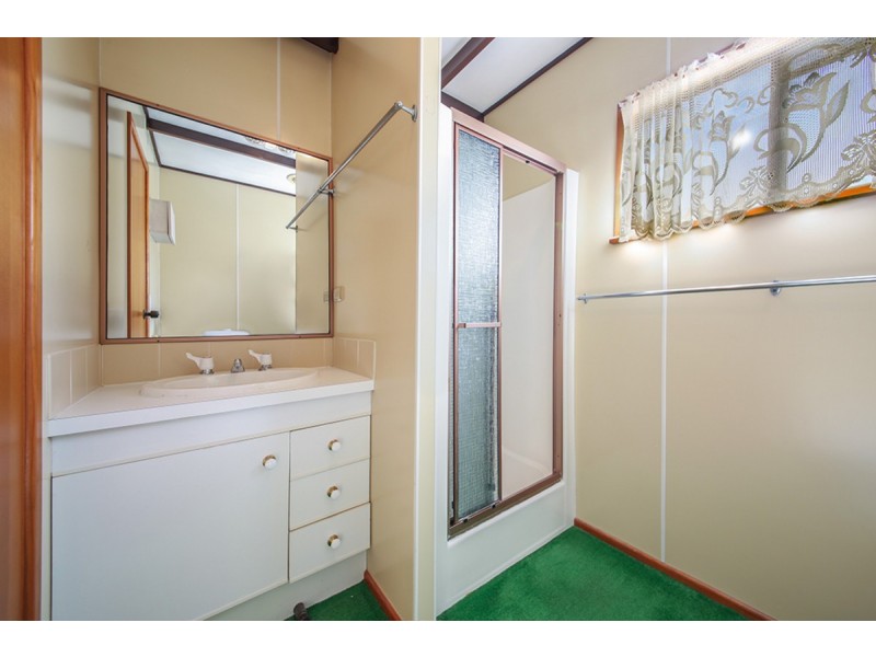 17/530 Pine Ridge Road, Coombabah QLD 4216