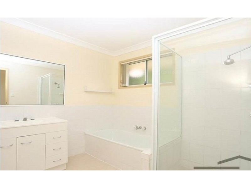 24/97 Edmund Rice Drive, Southport QLD 4215