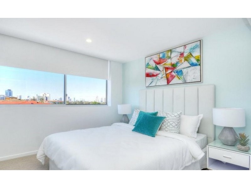 602/26 Spendelove, Southport QLD 4215