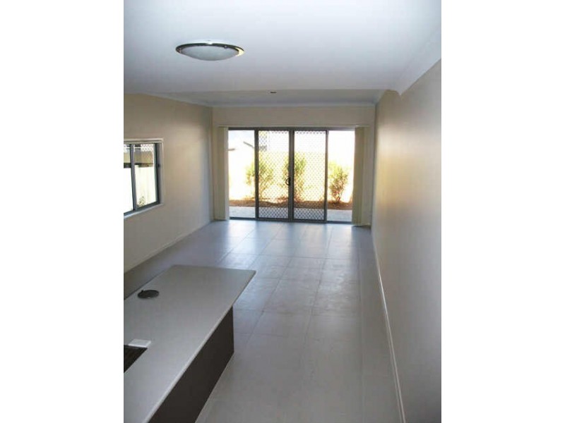 1/9 Ward Street (TS), Southport QLD 4215