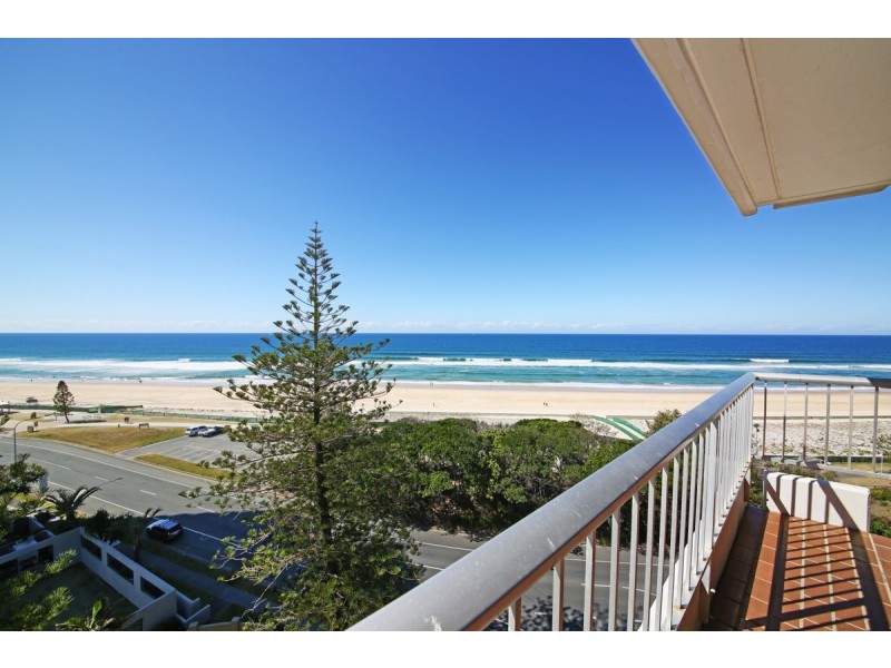 27/204 Ferny Avenue, Surfers Paradise QLD 4217