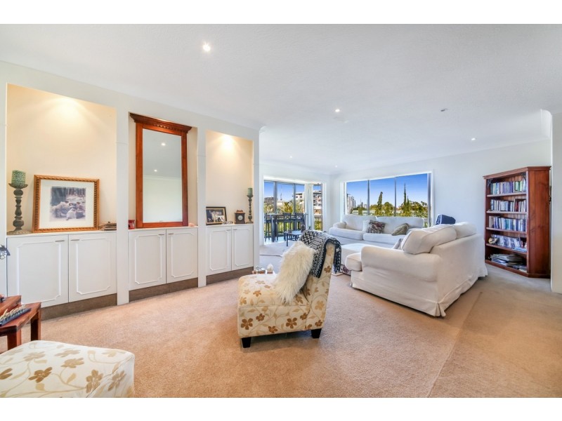 9/79 Queen Street, Southport QLD 4215