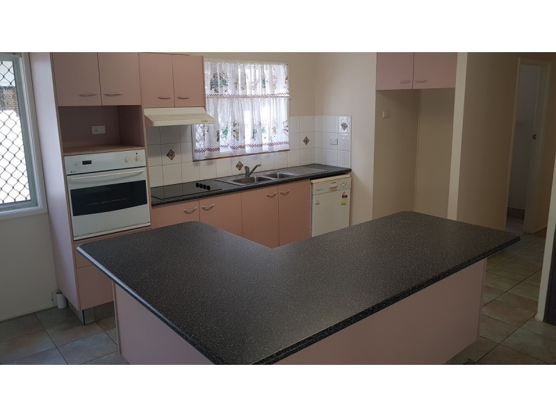 40 Brighton Parade, Southport QLD 4215