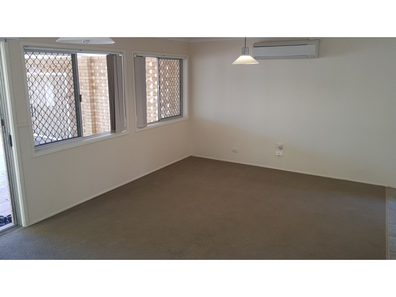 40 Brighton Parade, Southport QLD 4215