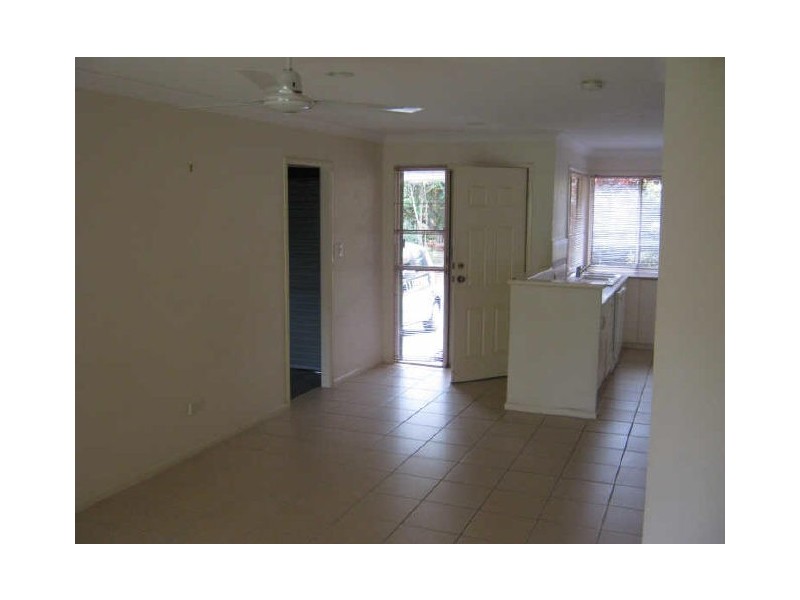 205/125 Hansford Road, Coombabah QLD 4216