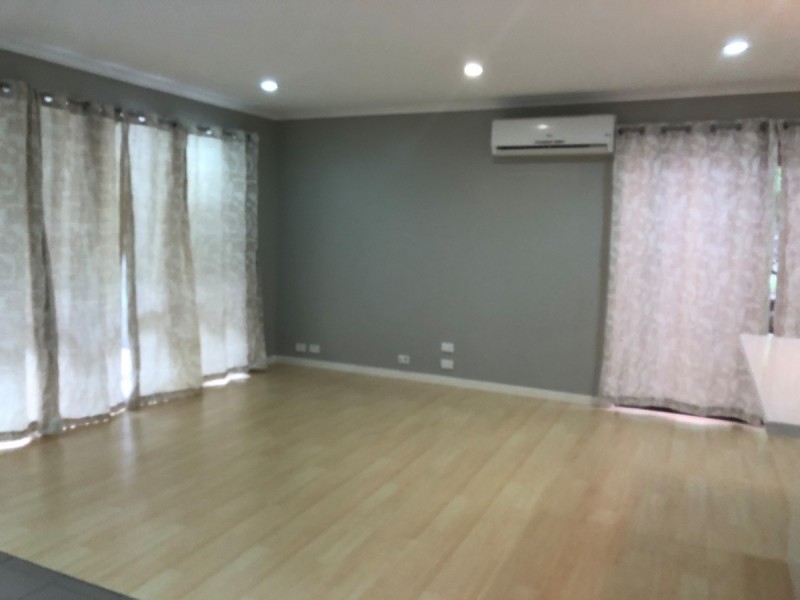 9 Glass Street, Ashmore QLD 4214