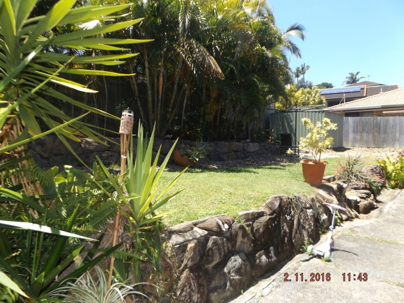 9 Glass Street, Ashmore QLD 4214