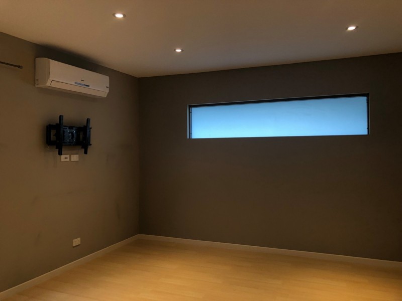 9 Glass Street, Ashmore QLD 4214