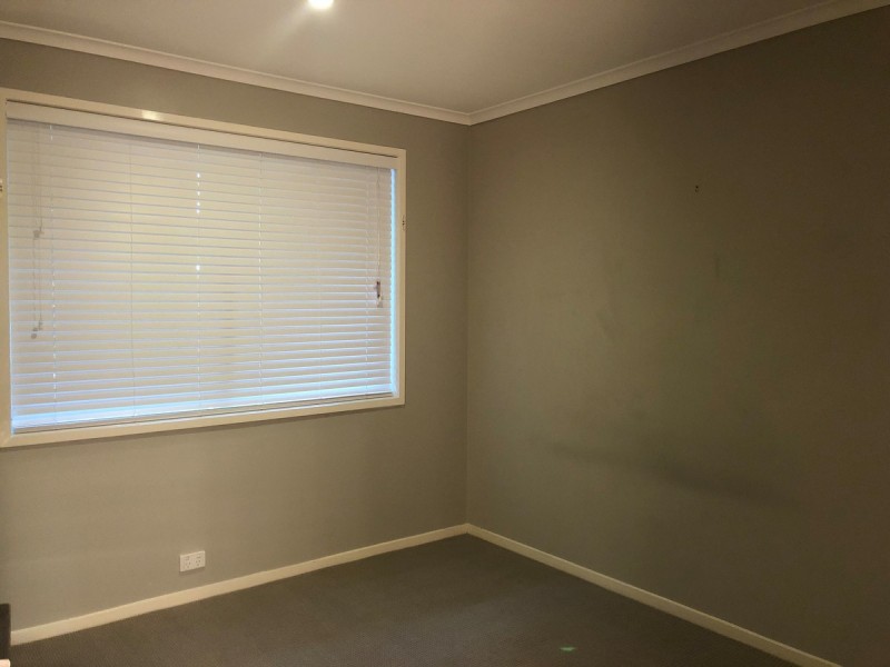 9 Glass Street, Ashmore QLD 4214