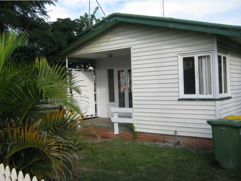 74 Stevens Street, Southport QLD 4215