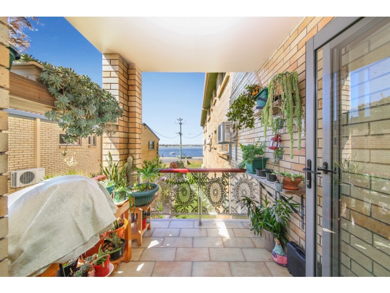 6/264 Marine Parade, Labrador QLD 4215