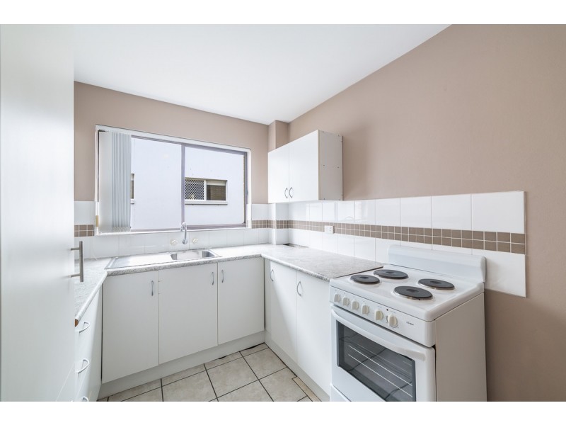 13/115 Frank Street, Labrador QLD 4215