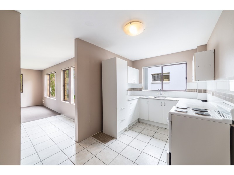 13/115 Frank Street, Labrador QLD 4215