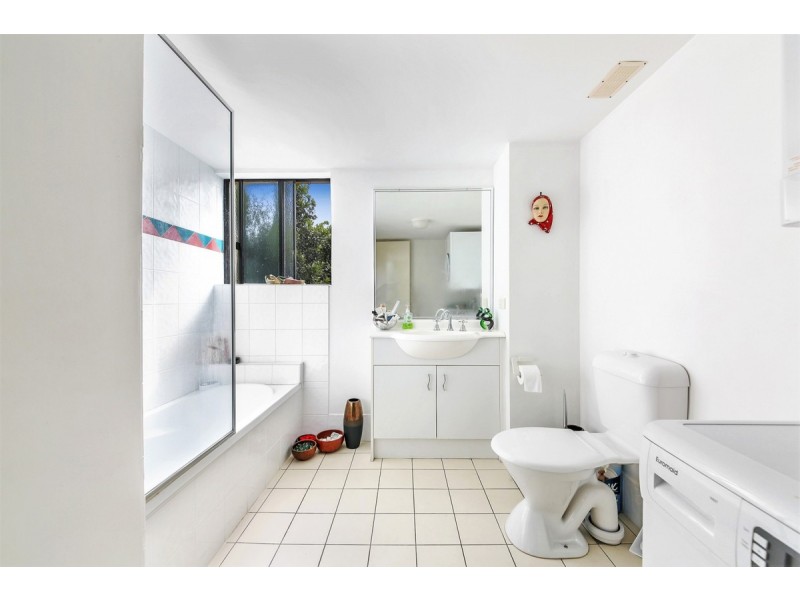 14/170 High Street, Southport QLD 4215