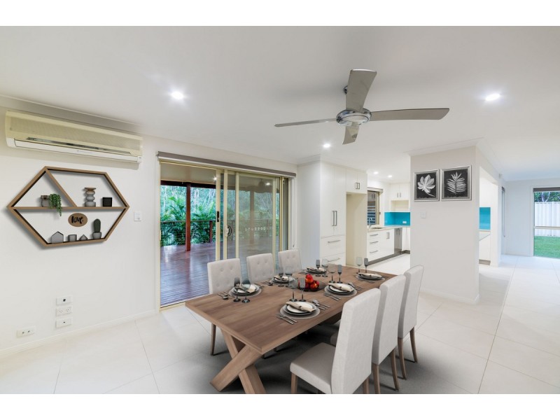 5 Callaway Court, Arundel QLD 4214