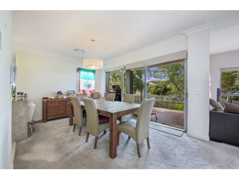 4/133 Benowa Road, Southport QLD 4215