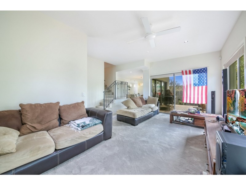 4/133 Benowa Road, Southport QLD 4215