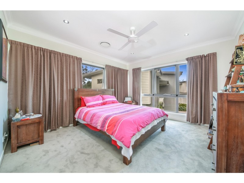 4/133 Benowa Road, Southport QLD 4215