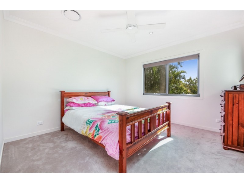 4/133 Benowa Road, Southport QLD 4215