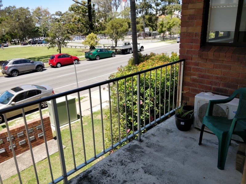 2/18 Garden Street, Southport QLD 4215