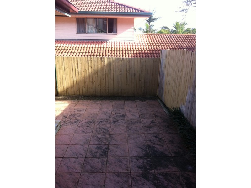 6/50 Pohlman Street, Southport QLD 4215