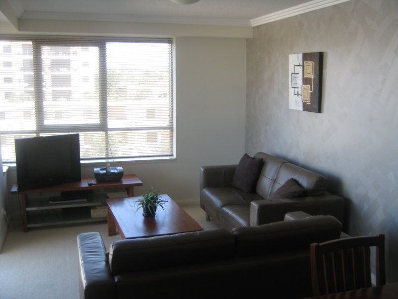 11/136 Marine Parade, Southport QLD 4215