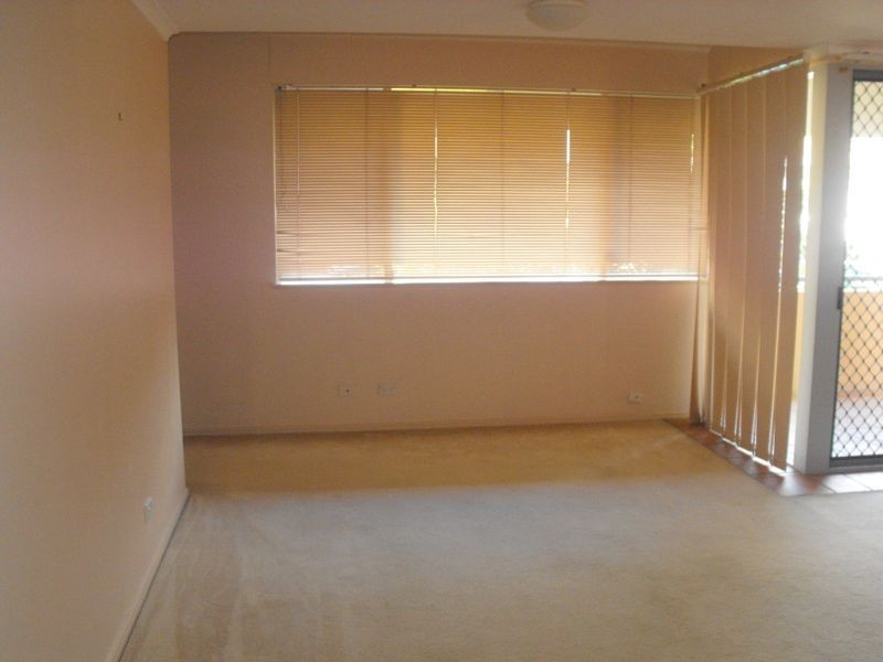 4/14 Lawson Street, Southport QLD 4215